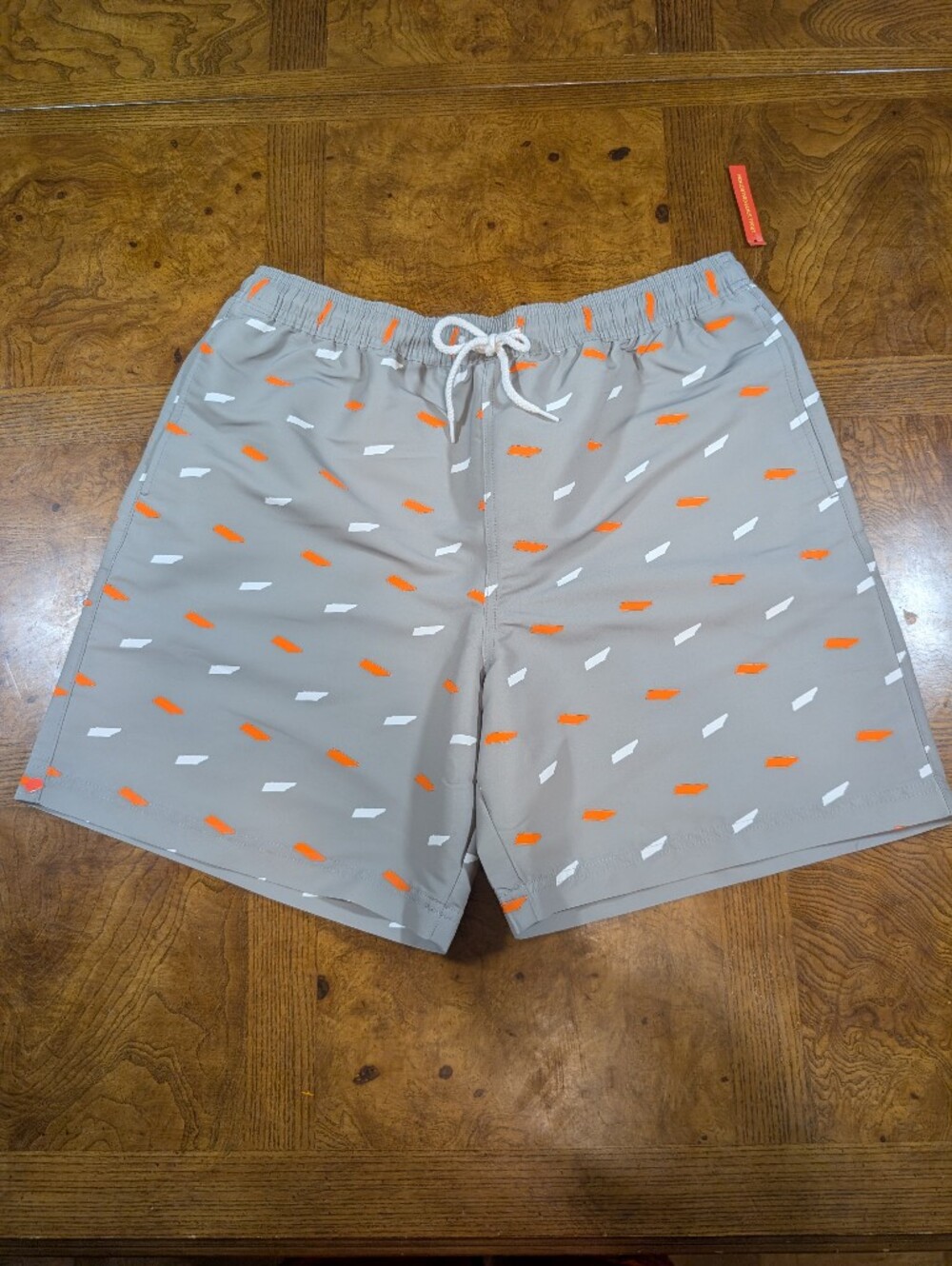 Magellan Outdoors Tennessee State Print Swim Trunks Men's Large 7" Inseam NWT UP